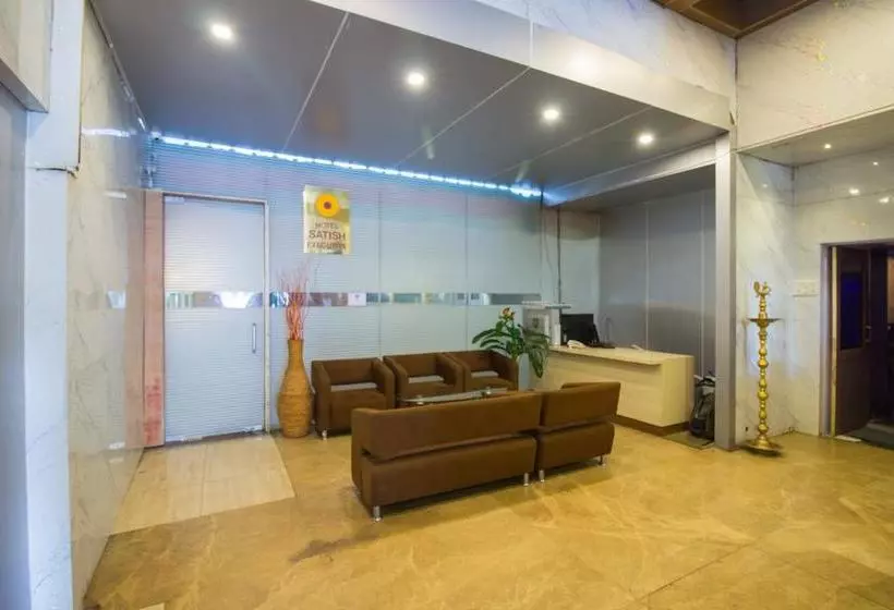 Hotelli Satish Executive