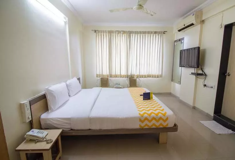 Hotelli Satish Executive