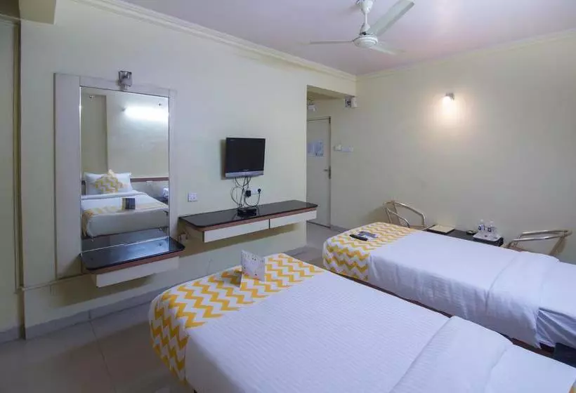 Hotelli Satish Executive