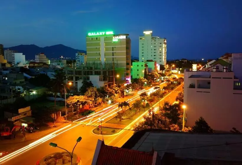 Titan Hotel Da Nang