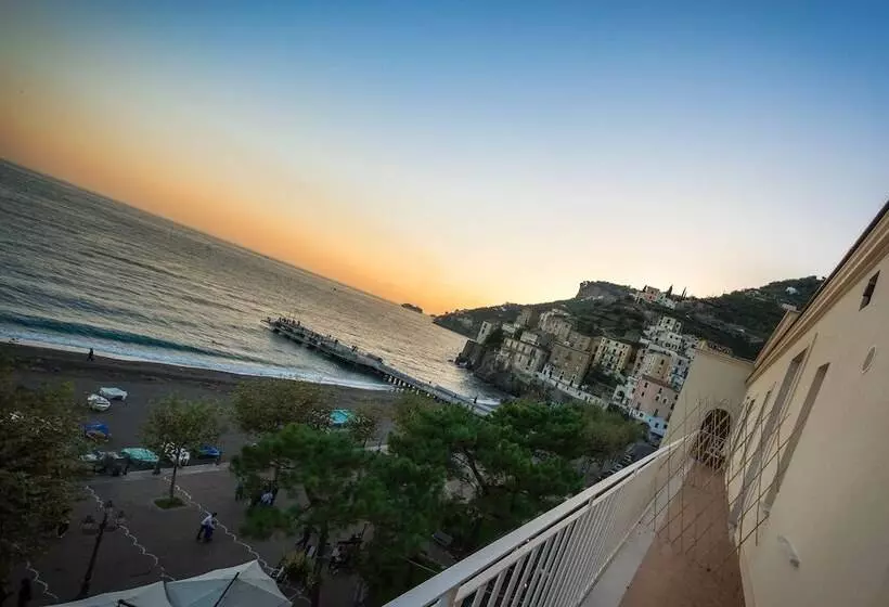 هتل Villa Isabella