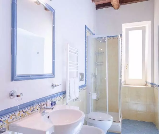 هتل Villa Isabella