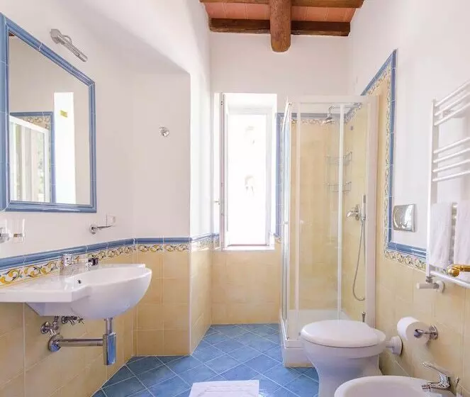 هتل Villa Isabella