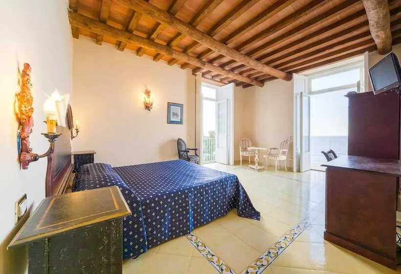 هتل Villa Isabella