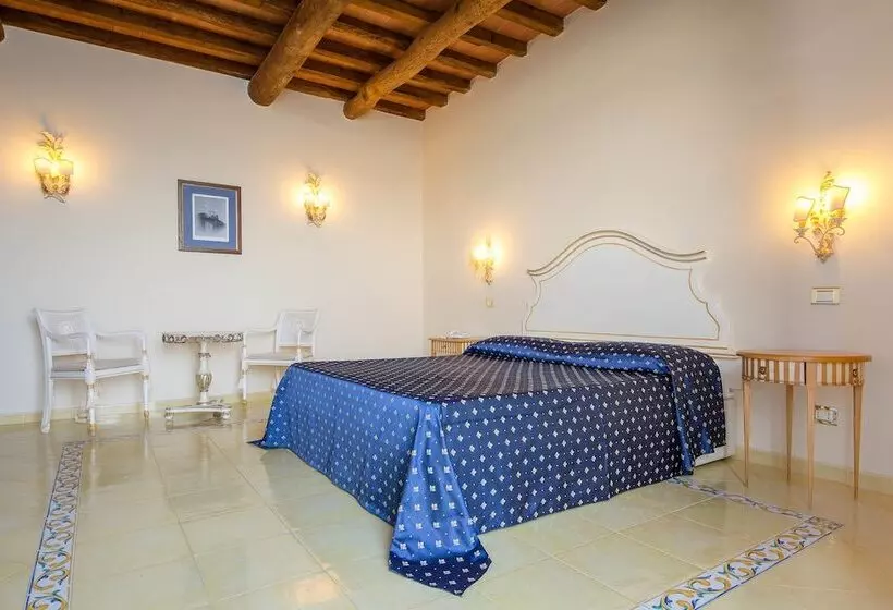 هتل Villa Isabella
