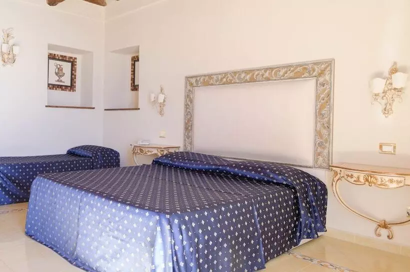 هتل Villa Isabella