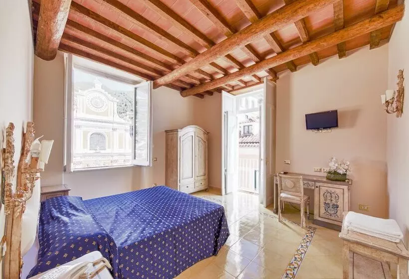 هتل Villa Isabella
