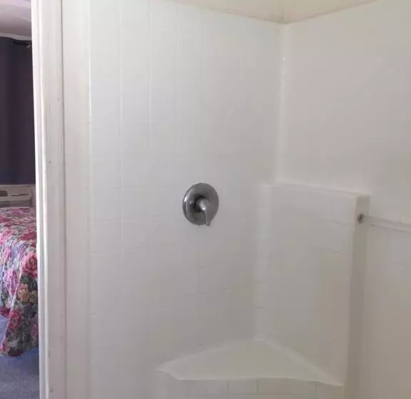 モーテル River Valley Inn