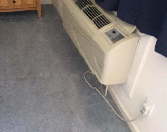 モーテル River Valley Inn