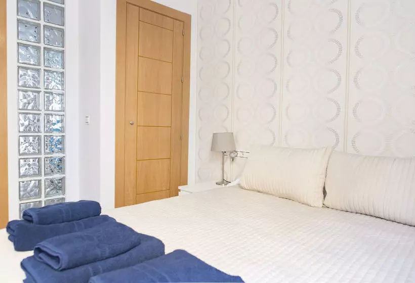 Suncity Apartamentos Cobertizo