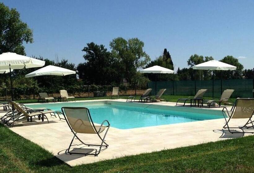 Отель Casale San Rufino D'arce