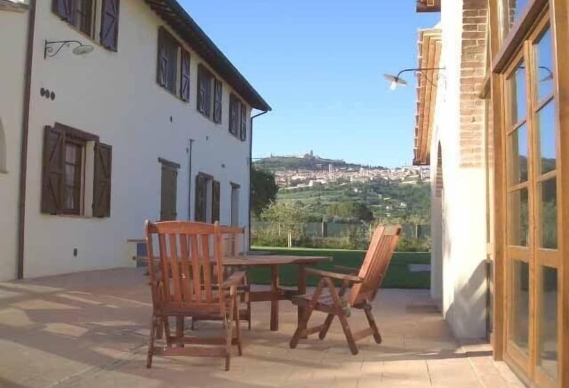 Отель Casale San Rufino D'arce