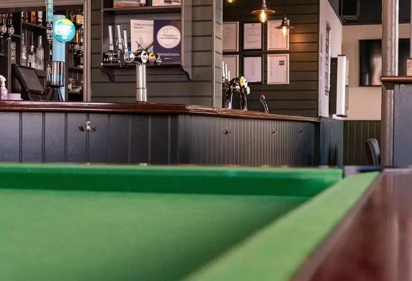 Fryatt Hotel & Bar