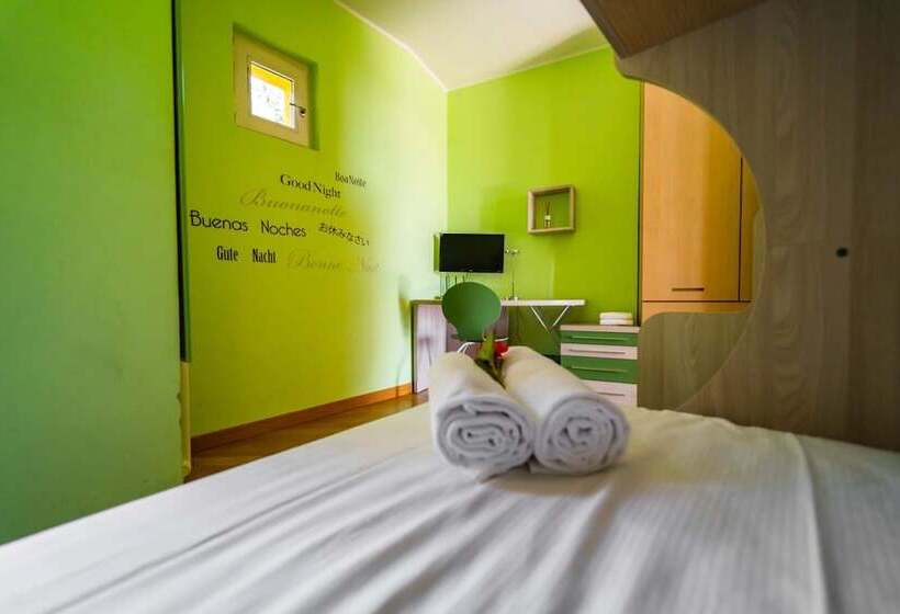 هتل Montebello Lake