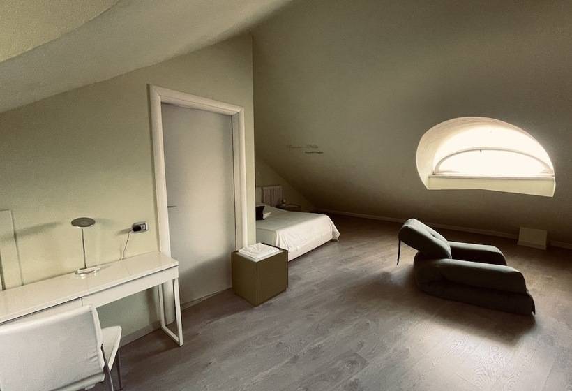 هتل Montebello Lake