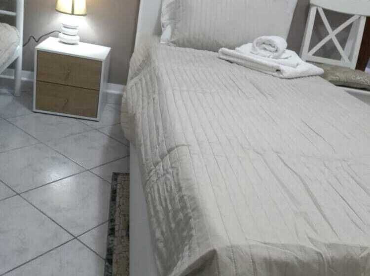 בית מלון כפרי Perla Del Mare Affittacamere