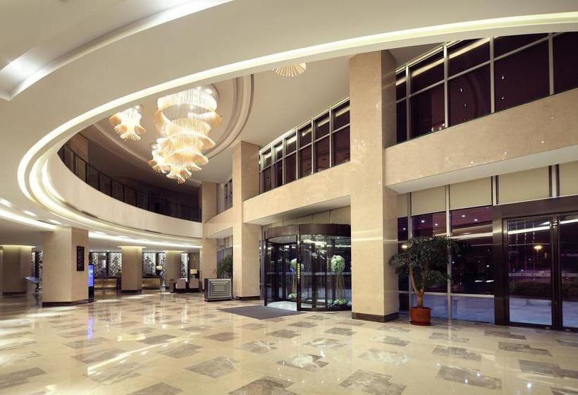 Отель Barony Park