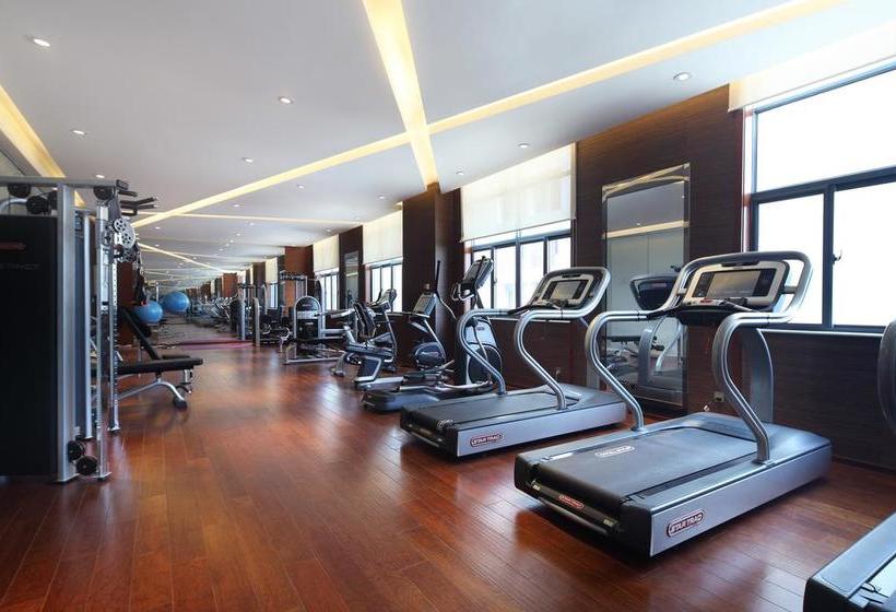 Отель Barony Park