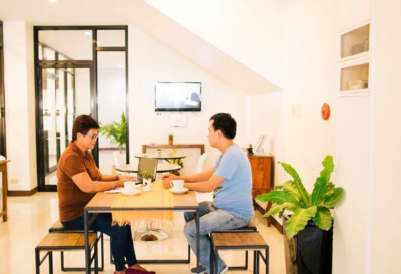 호텔 Atiatihan Festival