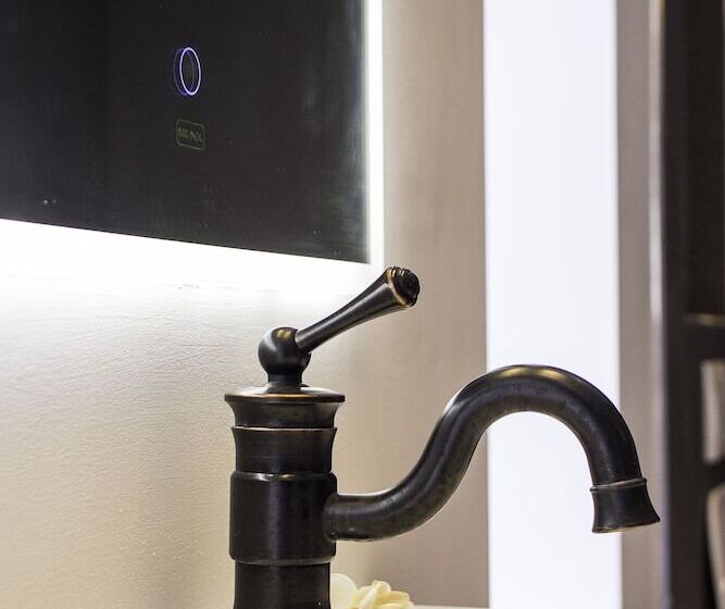 هتل Azure Beach Boutique