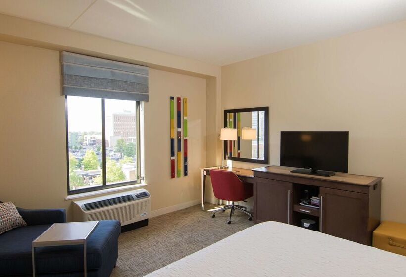 בית מלון כפרי Hampton Inn & Suites Tulsa Downtown