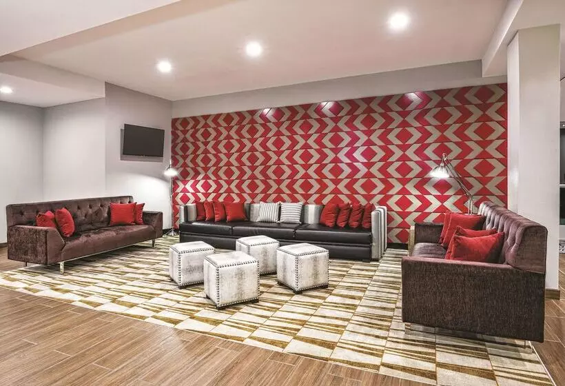 ホテル La Quinta By Wyndham San Antonio By Frost Bank Center