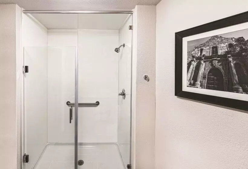 ホテル La Quinta By Wyndham San Antonio By Frost Bank Center