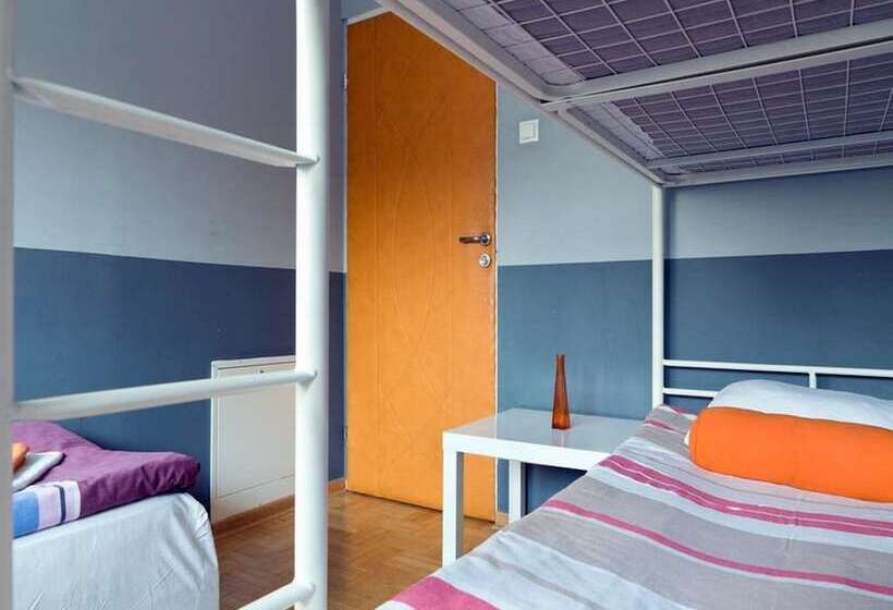 پانسیون Anton House