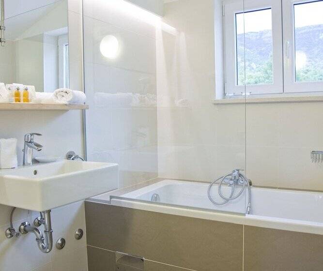 Villa Dalmatina   Adults Only