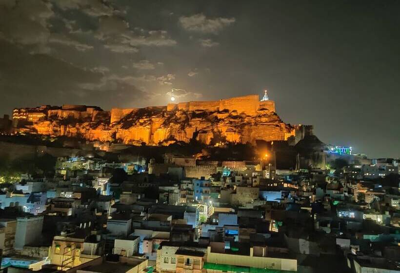 酒店 Castle View Heritage Haveli