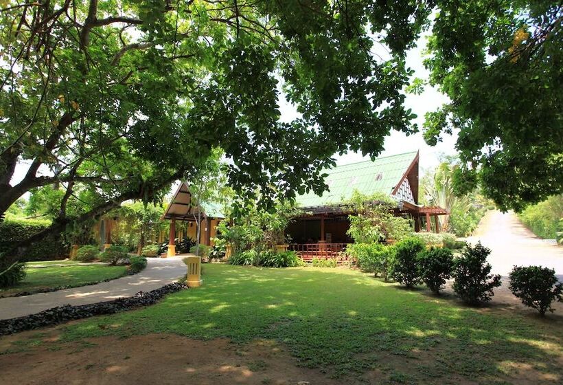 Baan Panwa Resort&spa