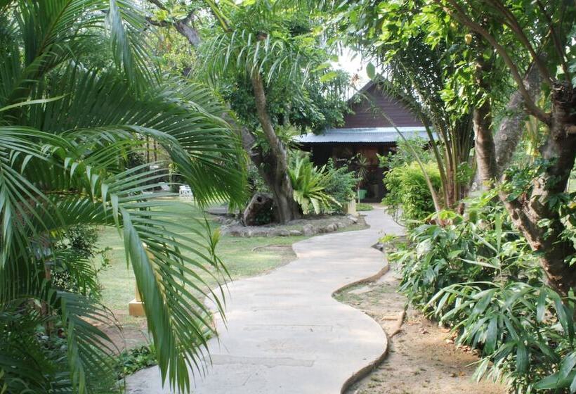 Baan Panwa Resort&spa