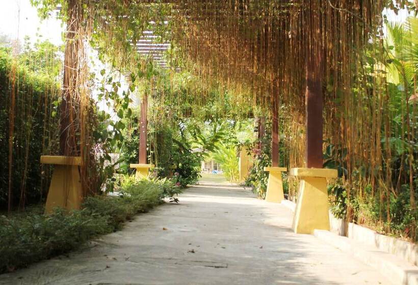 Baan Panwa Resort&spa