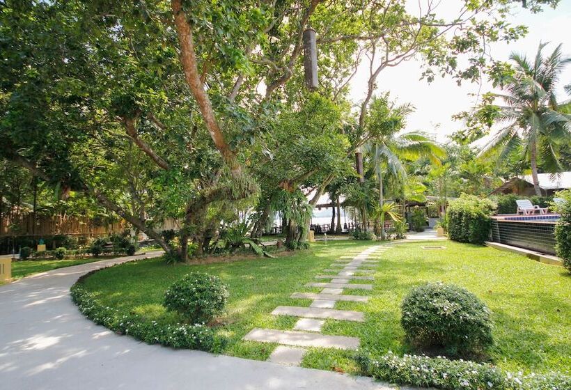 Baan Panwa Resort&spa