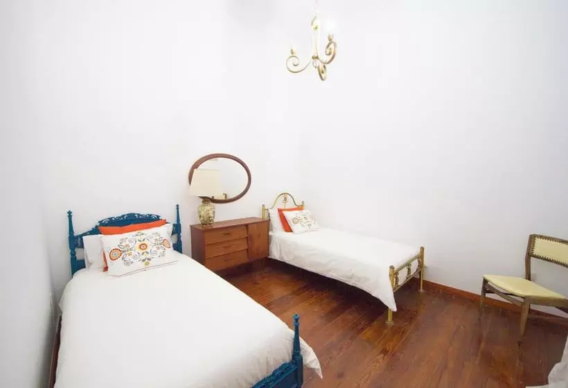 تختخواب و صبحانه Aminta Home