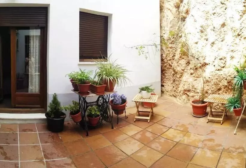 Hostal La Ribera Del Júcar