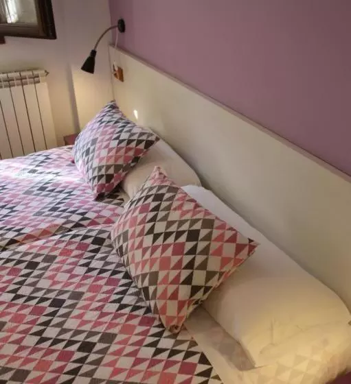 Hostal La Ribera Del Júcar
