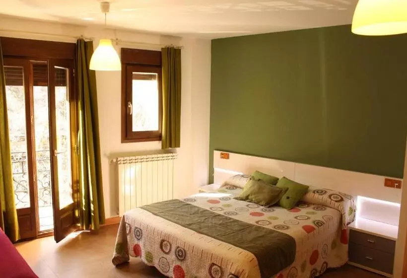 Hostal La Ribera Del Júcar