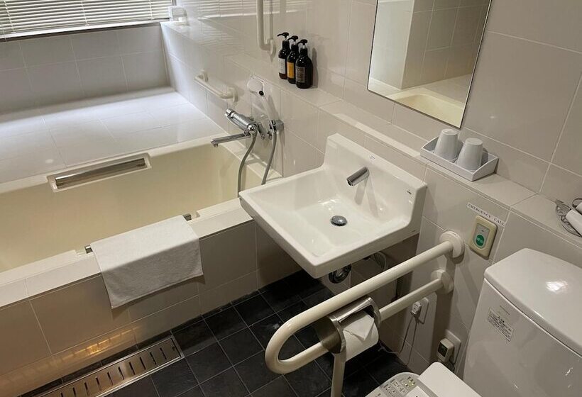 Apa Hotel Keikyu Kamata Ekimae Nishi