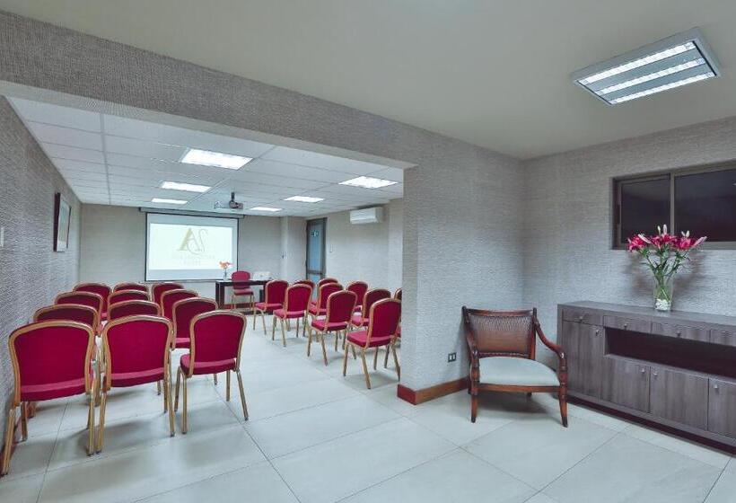 هتل Atacama Suites