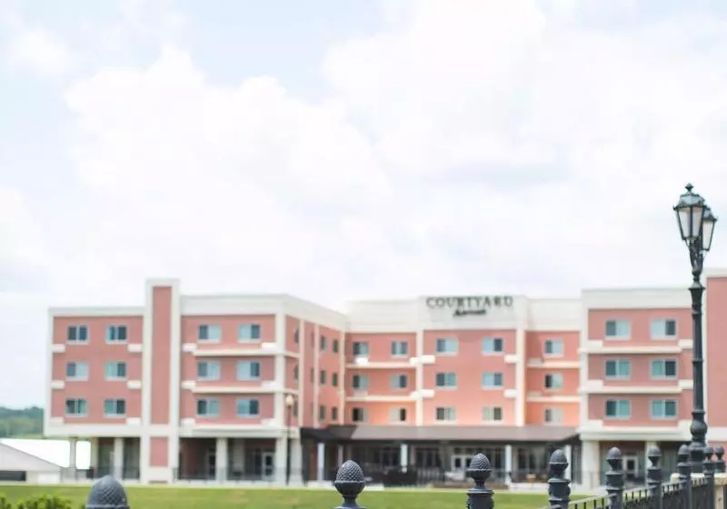 Hotelli Courtyard By Marriott Rome