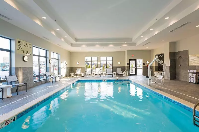 هتل Hampton Inn & Suites West Lafayette