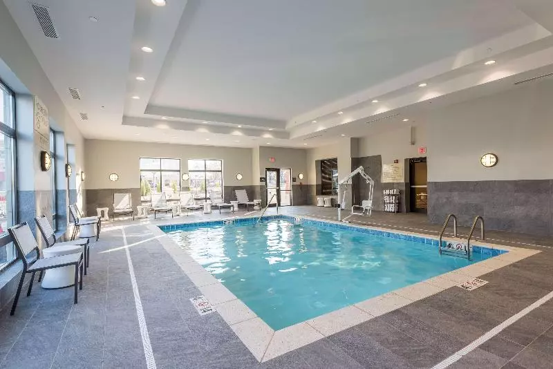 هتل Hampton Inn & Suites West Lafayette