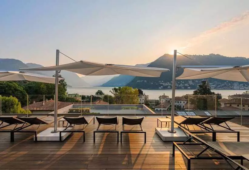 هتل Hilton Lake Como