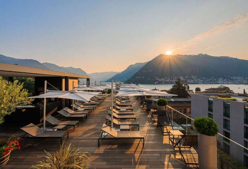 Отель Hilton Lake Como