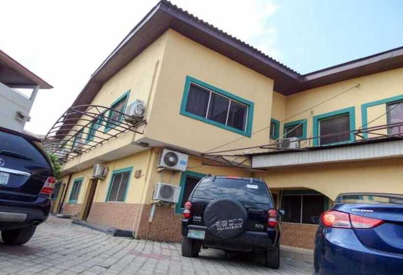 هتل Peerage Retreat And Resort