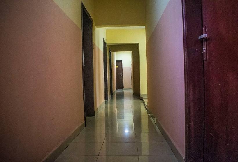 هتل Peerage Retreat And Resort