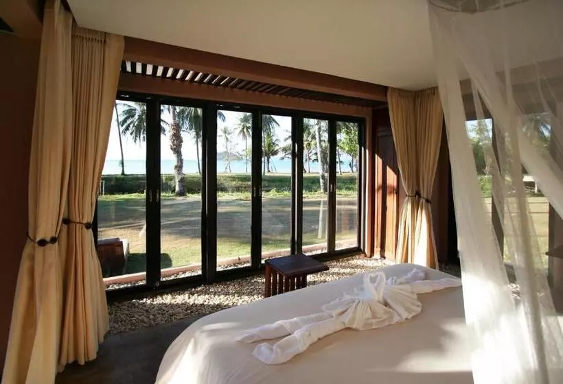 ホテル Seavana Koh Mak Beach Resort