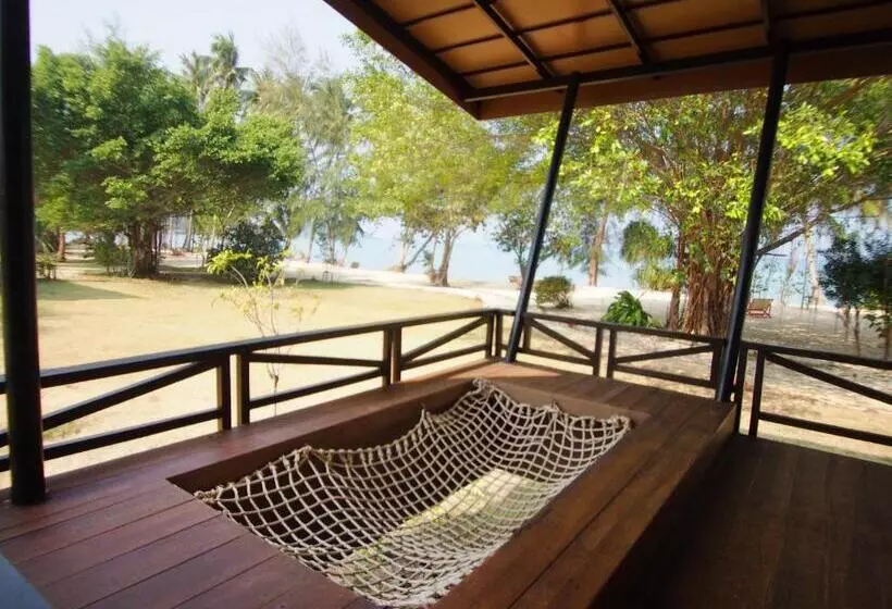 ホテル Seavana Koh Mak Beach Resort