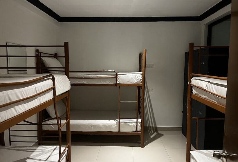 هتل Senja Hostel Kuala Lumpur, Chinatown